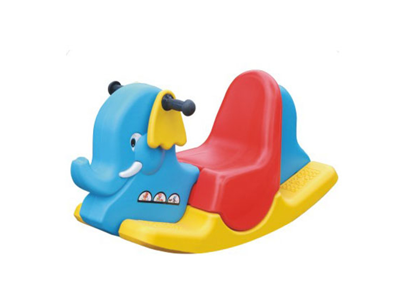Cavalli a dondolo in plastica su giocattolo per bambini